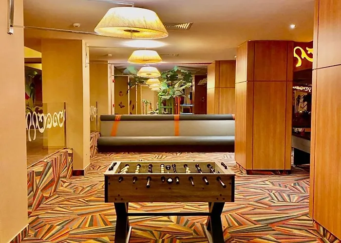 Apartment Yamaluxe - Silent & Modern Bucharest